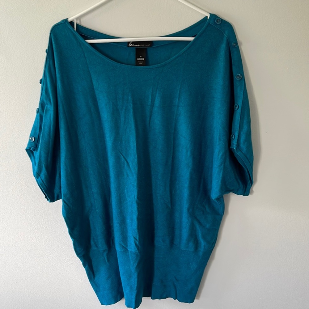 Blue boat neck knit top